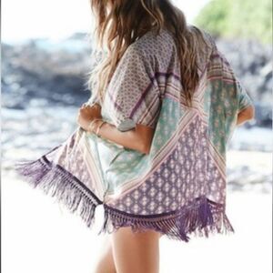 Victoria’s Secret Fringe Purple Printed Pullover Kimono Shawl Coachella M/L